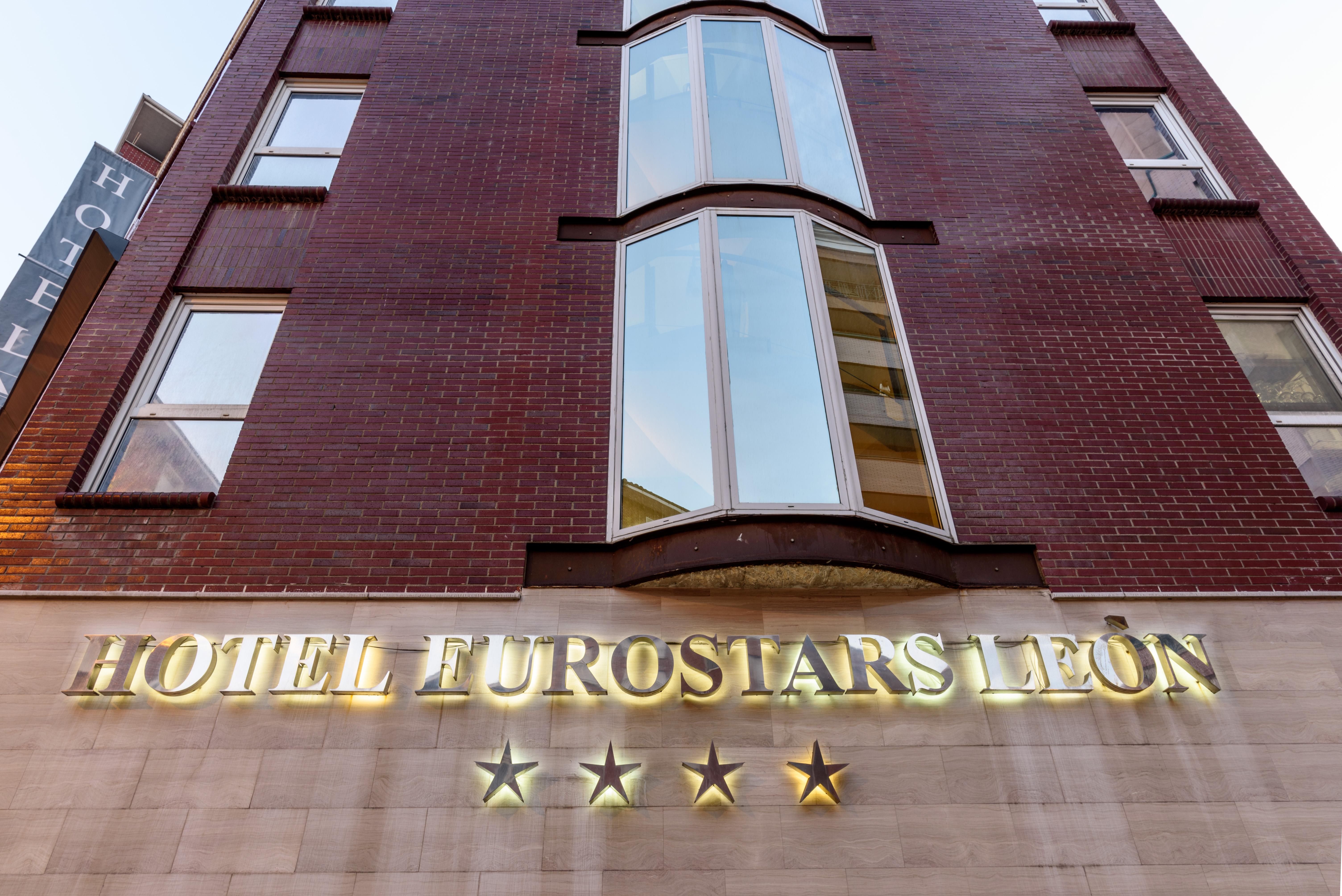 Exe Leon Hotell Exteriör bild